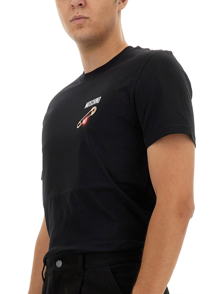 Moschino Men T-Shirt With Logo Patch
