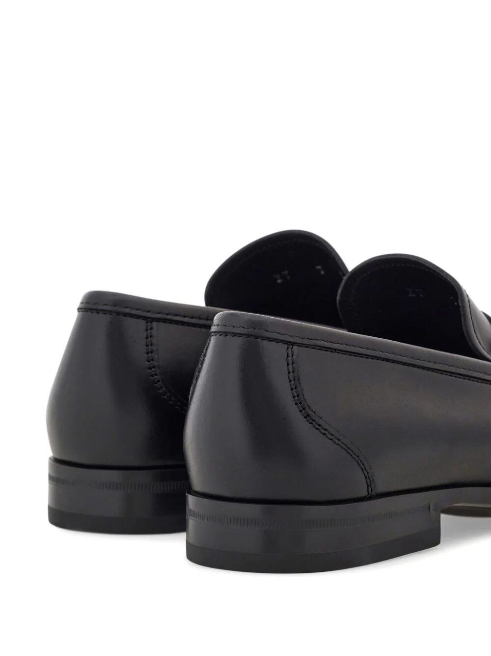 Mocassins Ferragamo Gancini Ornament em couro Caspian para homem