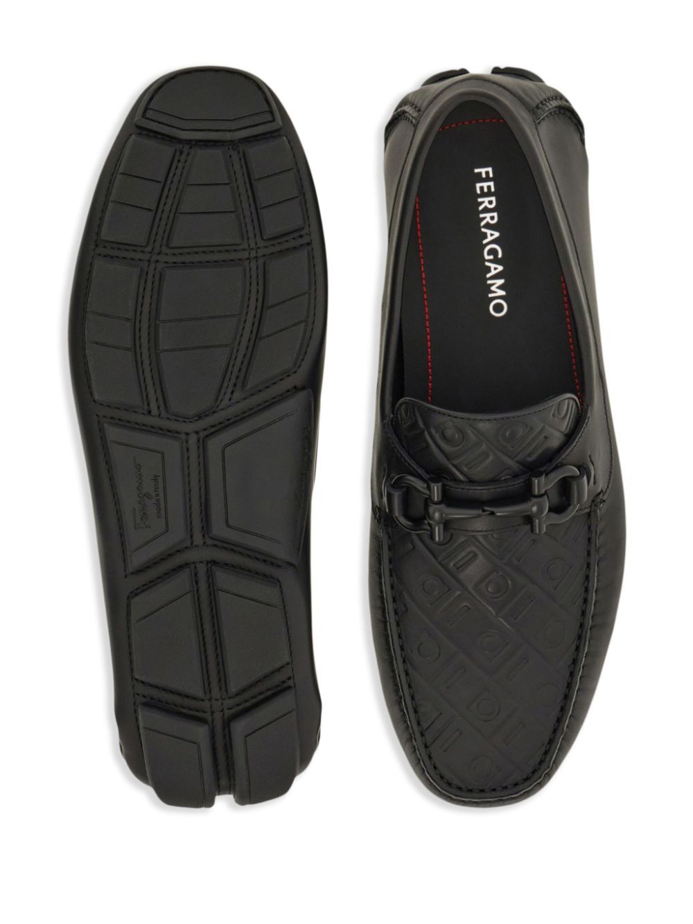 Mocassins de condução Ferragamo masculinos com monograma Gancini em relevo