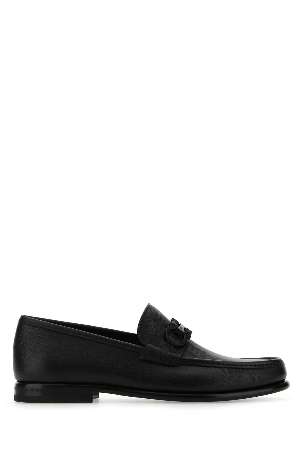 Mocassins masculinos Salvatore Ferragamo em couro preto