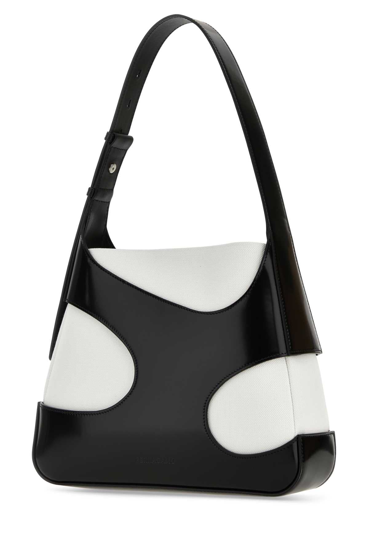 Bolsa de ombro feminina Salvatore Ferragamo tamanho G, bicolor, em couro e lona com recortes.