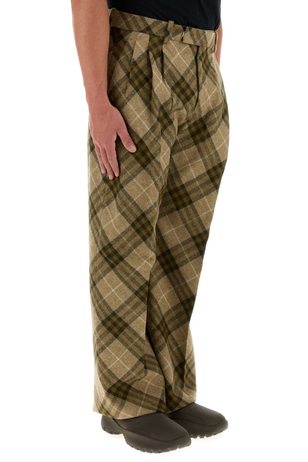 Burberry Men Embroidered Wool Pant