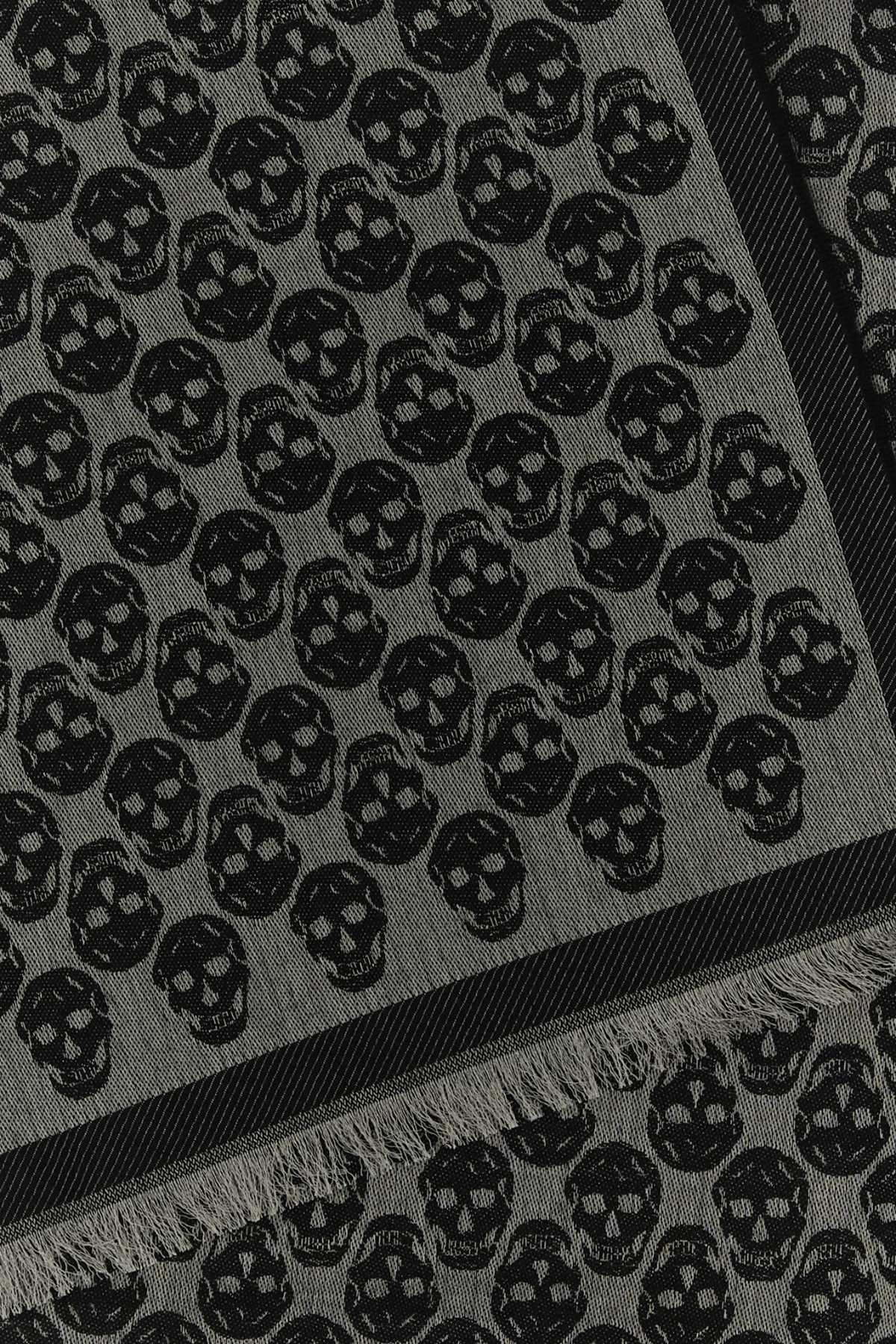 Alexander Mcqueen Men Embroidered Wool Blend Foulard