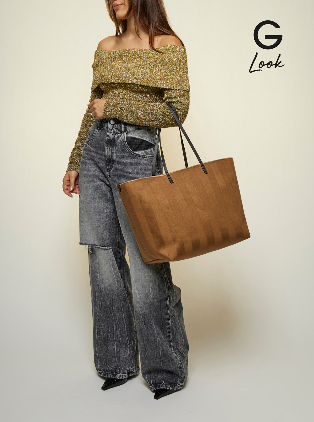 Fendi Women 'Roll Large' Beige Reversible Tote Bag In Striped Chenille Woman