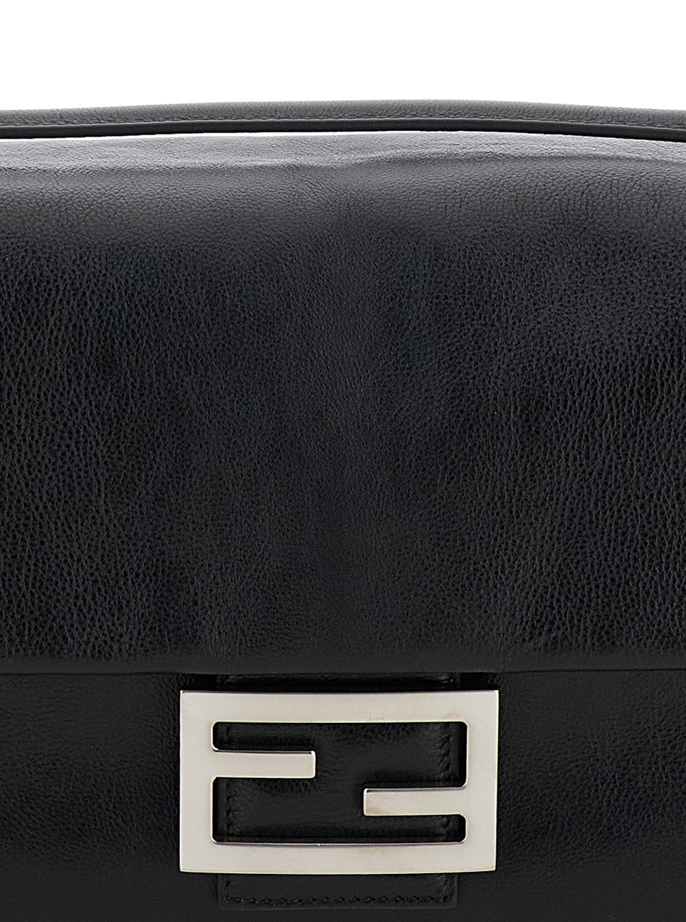 Fendi Women 'Baguette Chain Large' Black Crossbody Bag With Ff Closure In Leather Woman