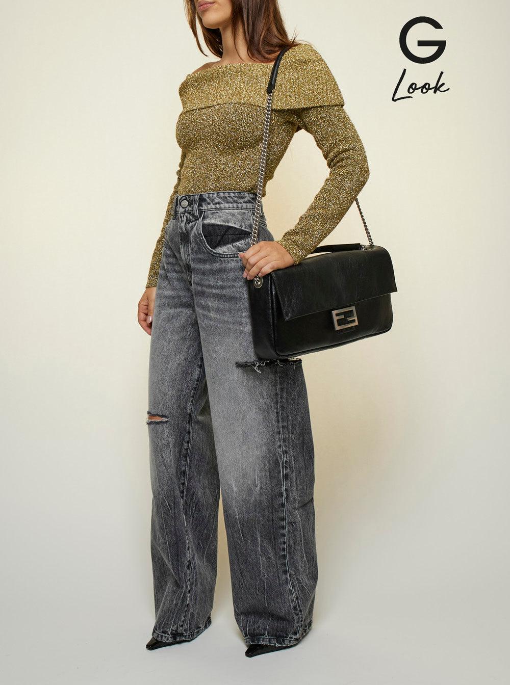 Fendi Women 'Baguette Chain Large' Black Crossbody Bag With Ff Closure In Leather Woman