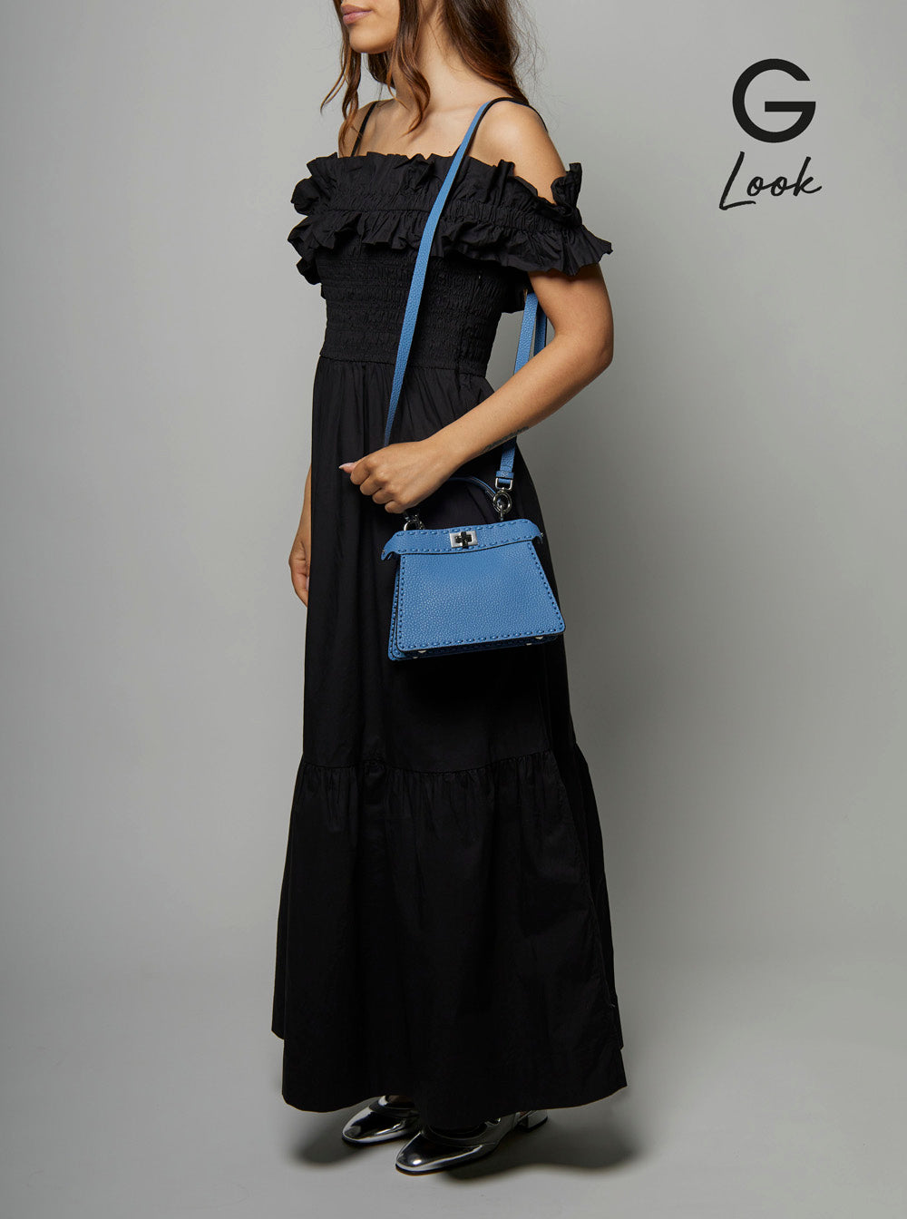 Fendi Women 'Peekaboo Iseeu Petite' Blue Handbag With Twist Lock Closure In Full-Grain Leather Woman