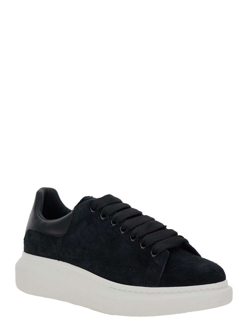 Alexander Mcqueen Men Black Low-Top Sneakers With Chunky Sole In Suede Man