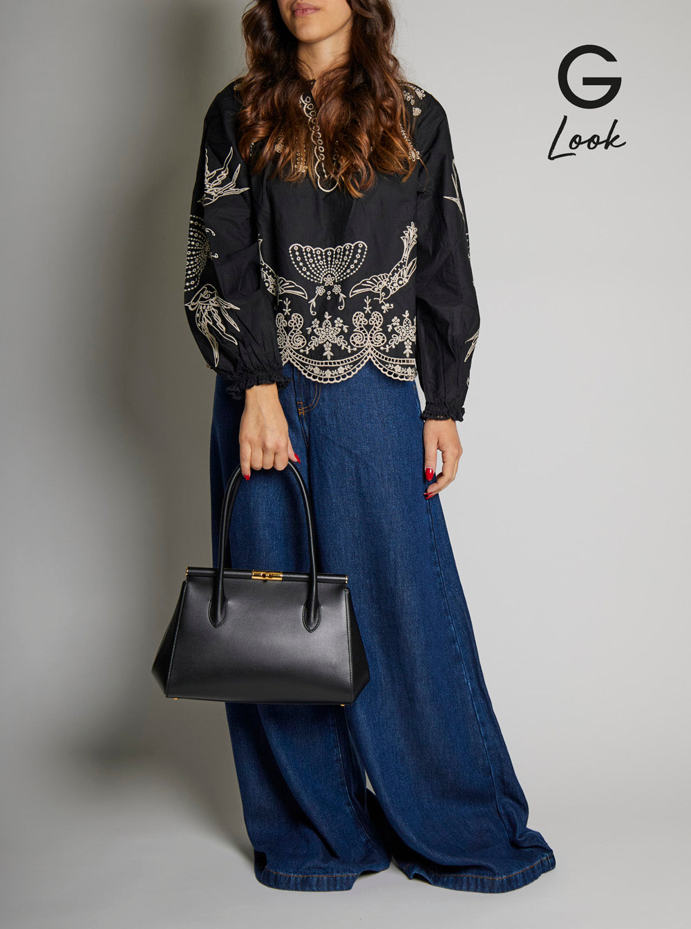 Dolce & Gabbana Women 'Marlene Medium' Black Handbag With With Logo Embossed On The Back In Leather Woman