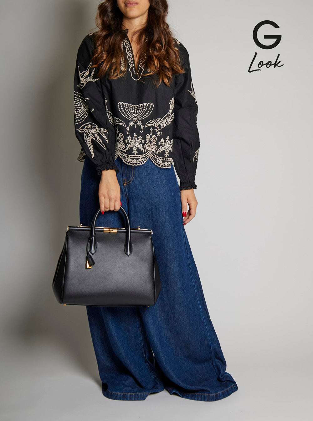 Dolce & Gabbana Women 'Marlene' Black Handbag With Padlock Detail And Logo Embossed On The Back In Leather Woman