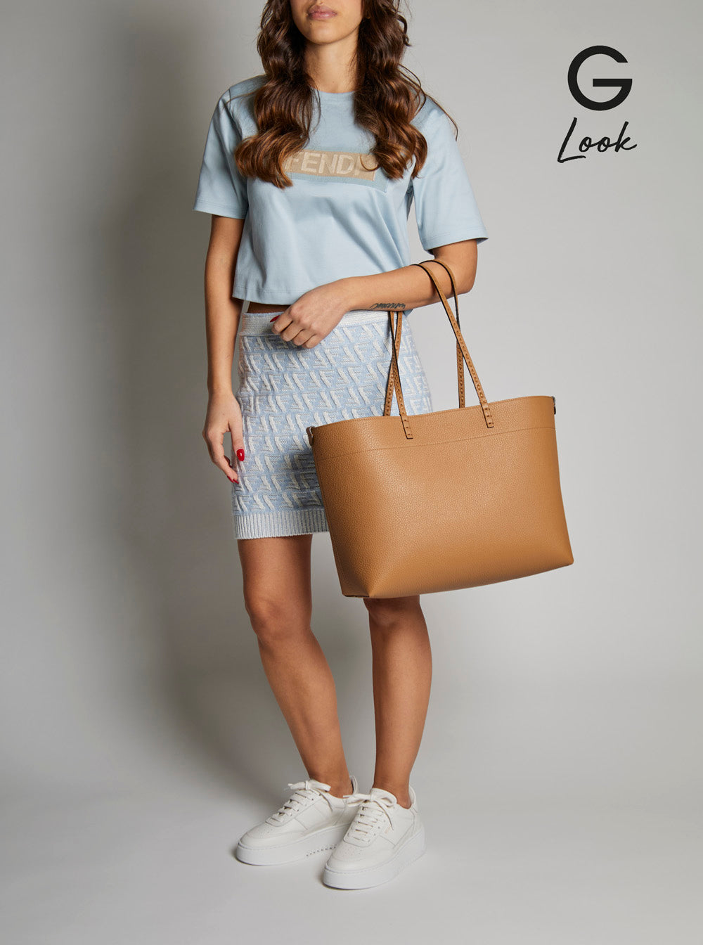 Fendi Women 'Roll Medium' Brown Shopper With Flat Handles And Embossed Logo In Leather Woman