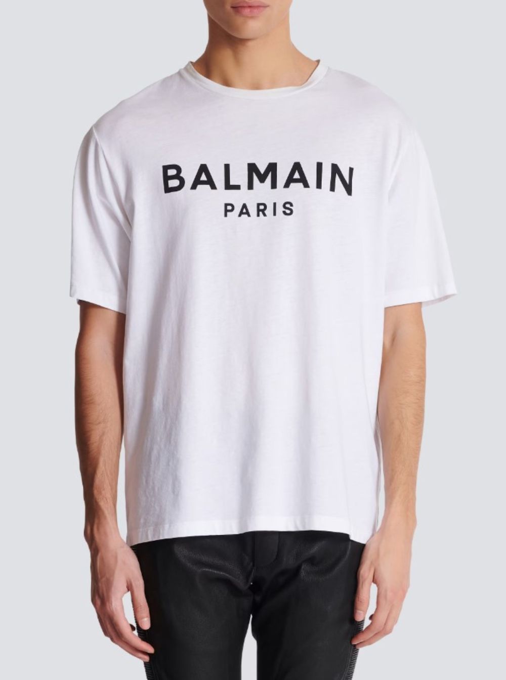 Balmain Men White Crewneck T-Shirt With Logo Lettering On The Front In Cotton Man