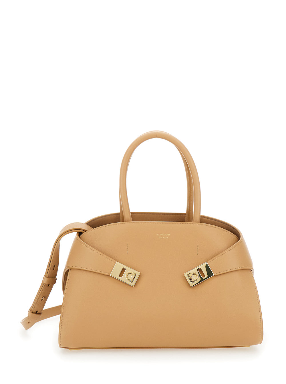 Bolsa de ombro feminina Ferragamo 'Hug Small' bege com logo e fivela Gancini em couro.