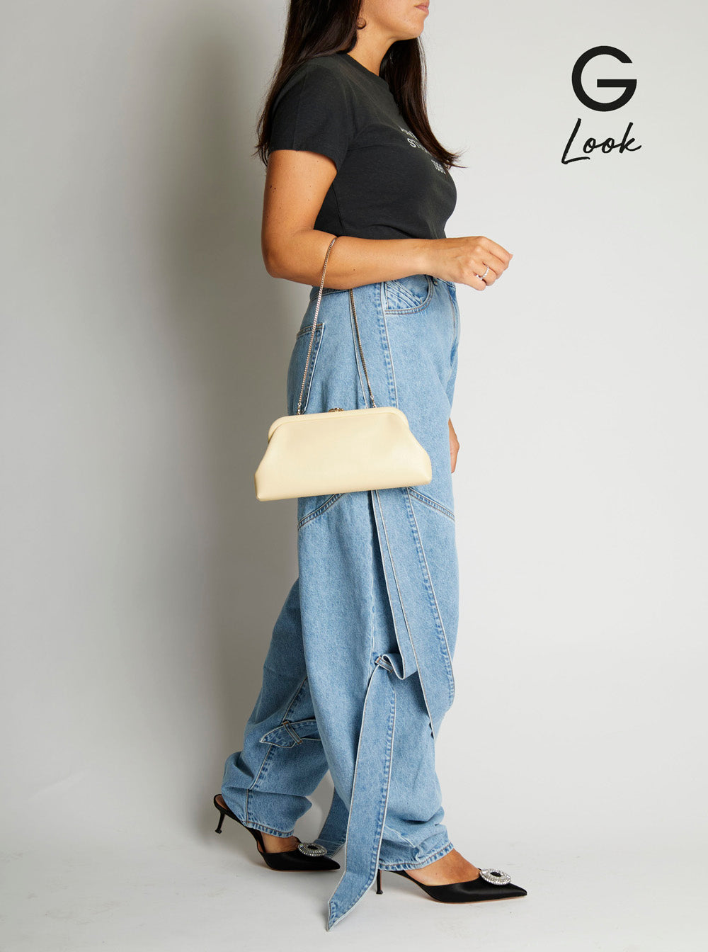 Jimmy Choo Women 'Skylar' White Clutch With Chain-Link Shoulder Strap And Kiss-Lock Closure With Logo Plaque In Leather Woman