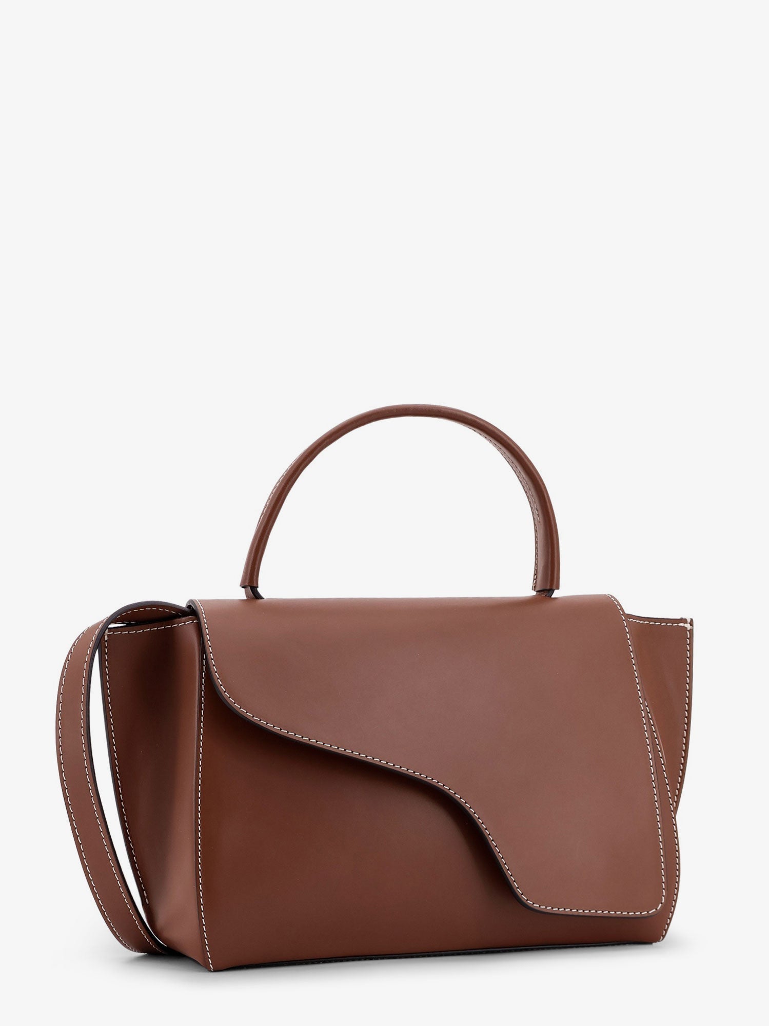Atp Atelier Women Arezzo Leather Shoulder Bag