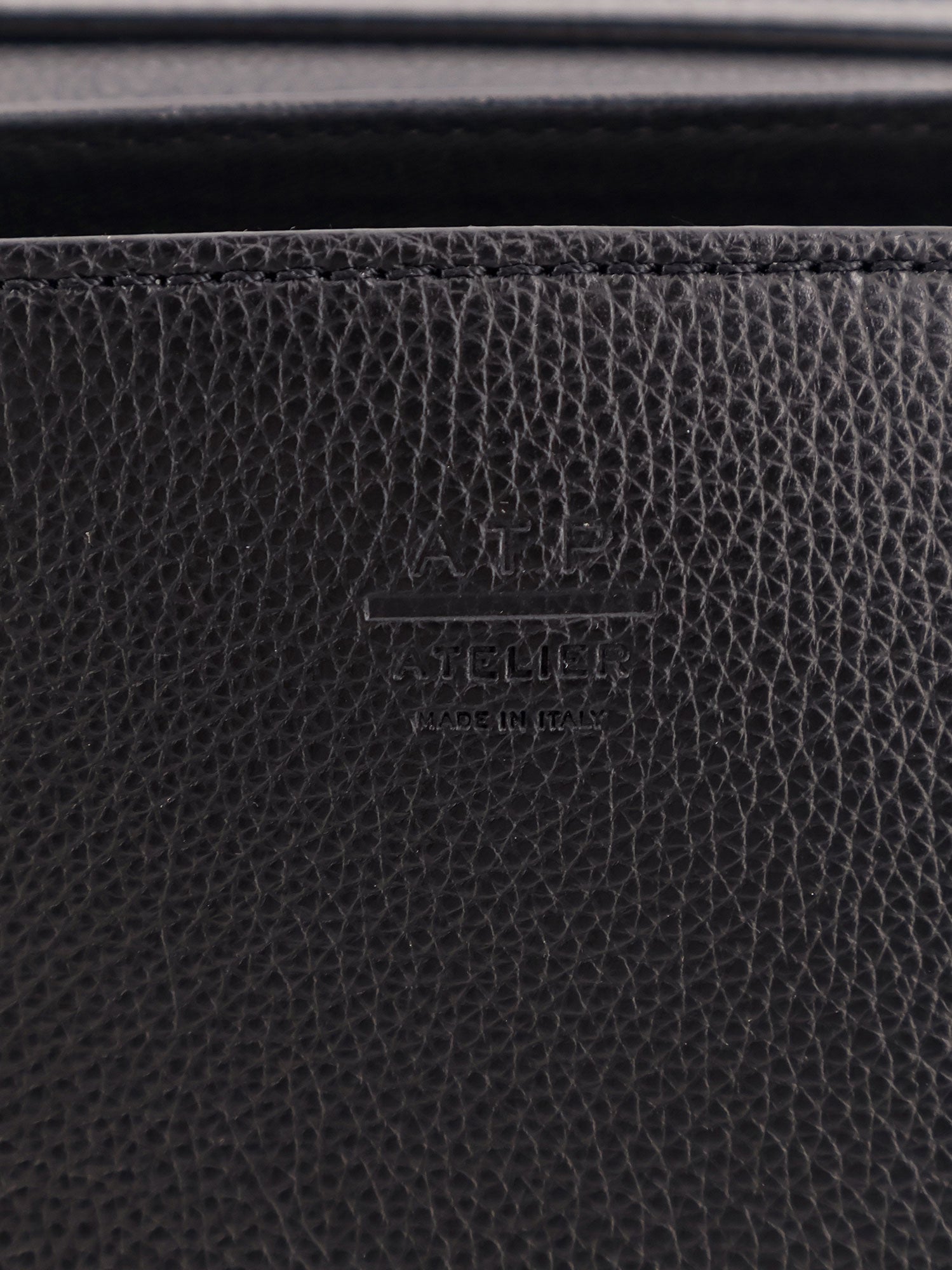 Atp Atelier Women Arezzo Leather Shoulder Bag