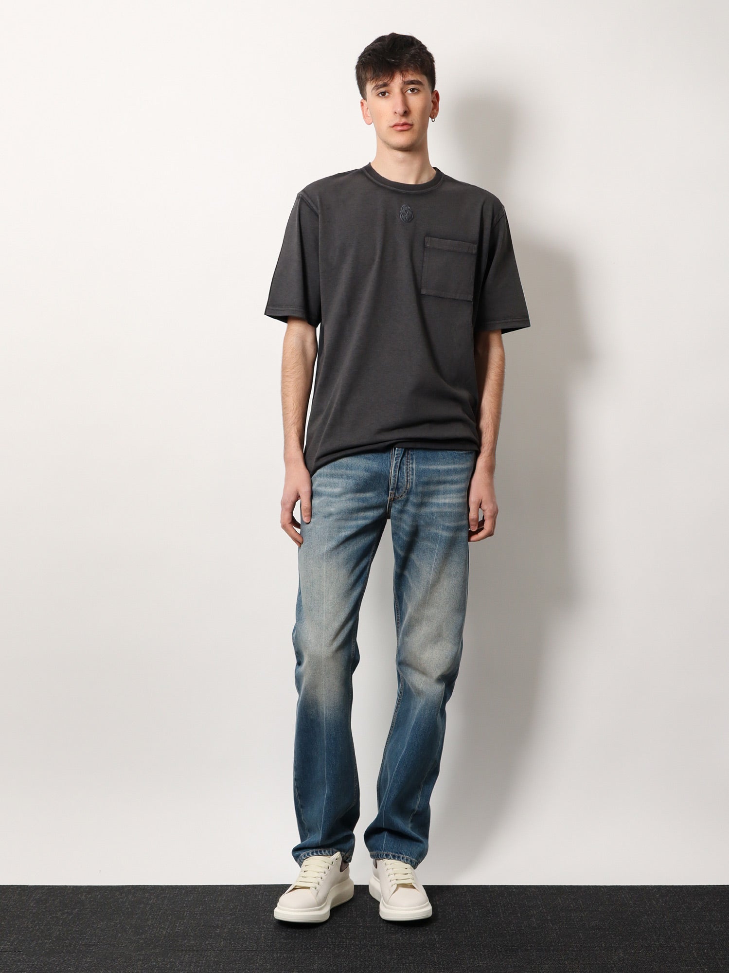 Alexander Mcqueen Men Cotton T-Shirt With Frontal Iconic Skull