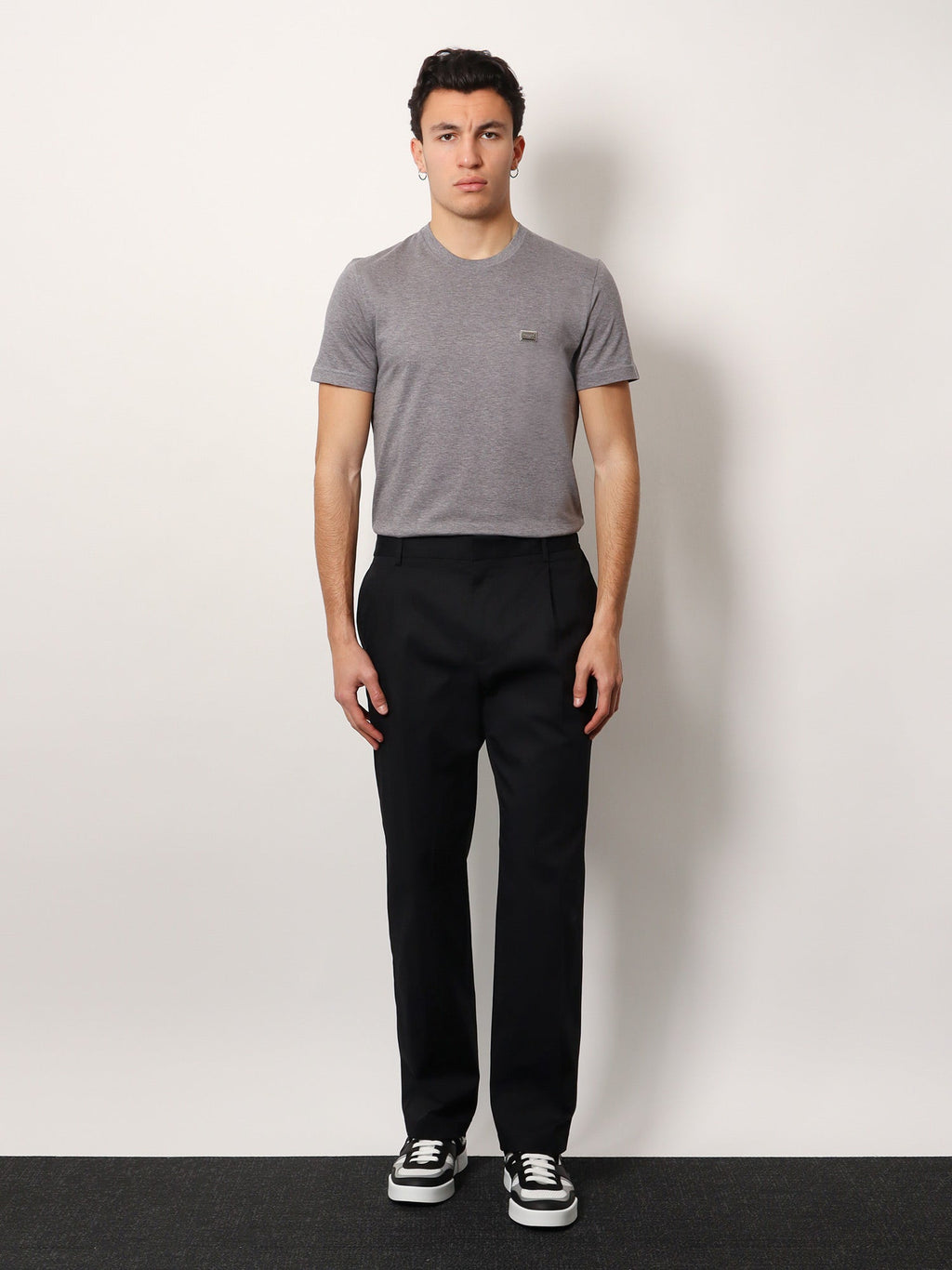 Dolce & Gabbana Men Cotton T-Shirt With Metal Logo Detail