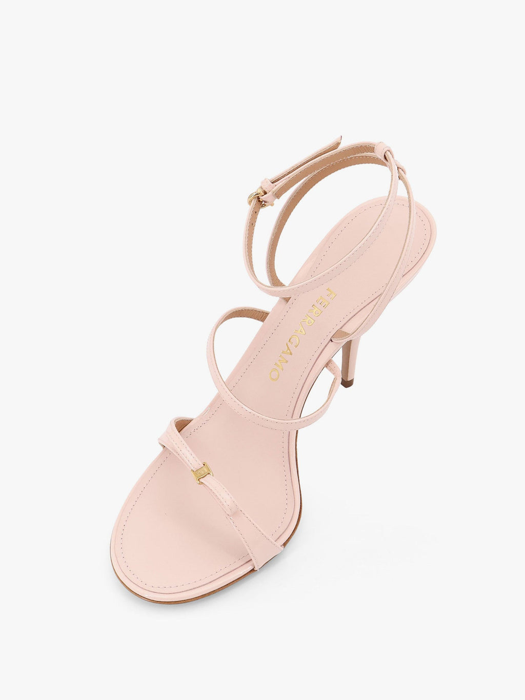 Sandálias Ferragamo Ariel 95 de verniz para mulher