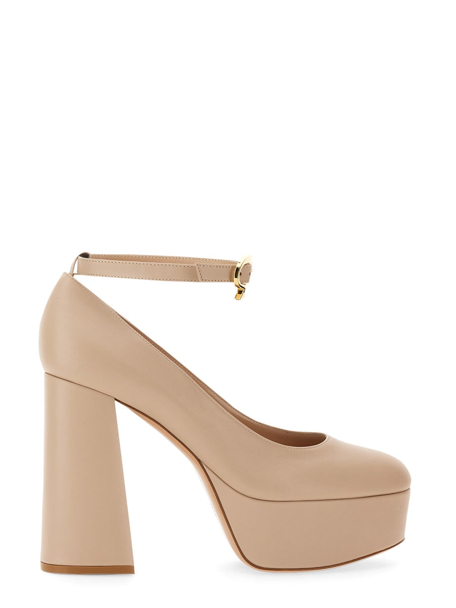 Gianvito Rossi Women Pump "Manila"