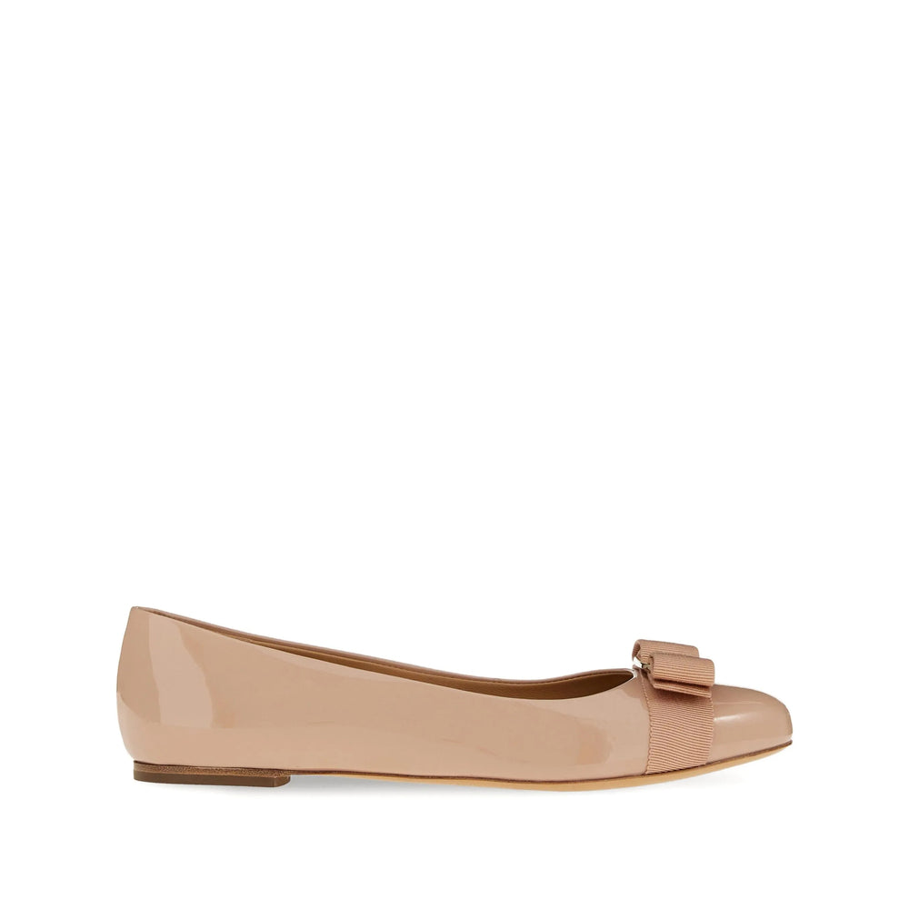 Sapatilhas Ferragamo Neutrals Femininas