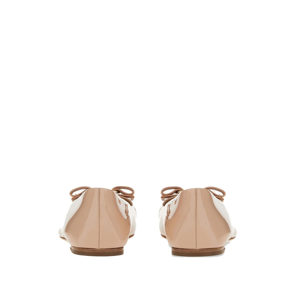 Sapatilhas Ferragamo Neutrals Femininas