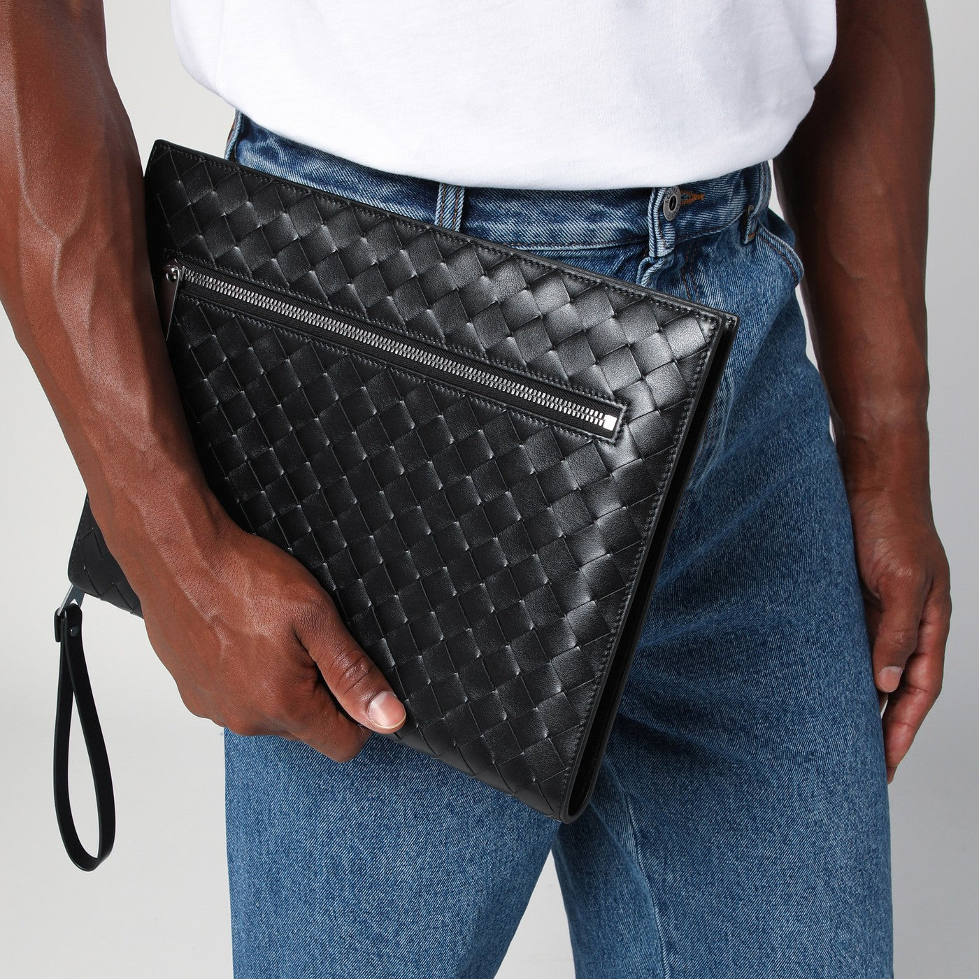 Bottega Veneta Men Black Intrecciato Document Holder