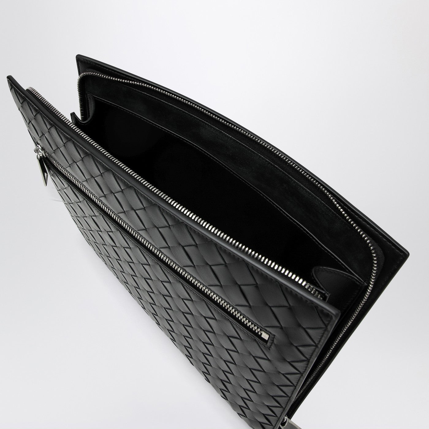 Bottega Veneta Men Black Intrecciato Document Holder