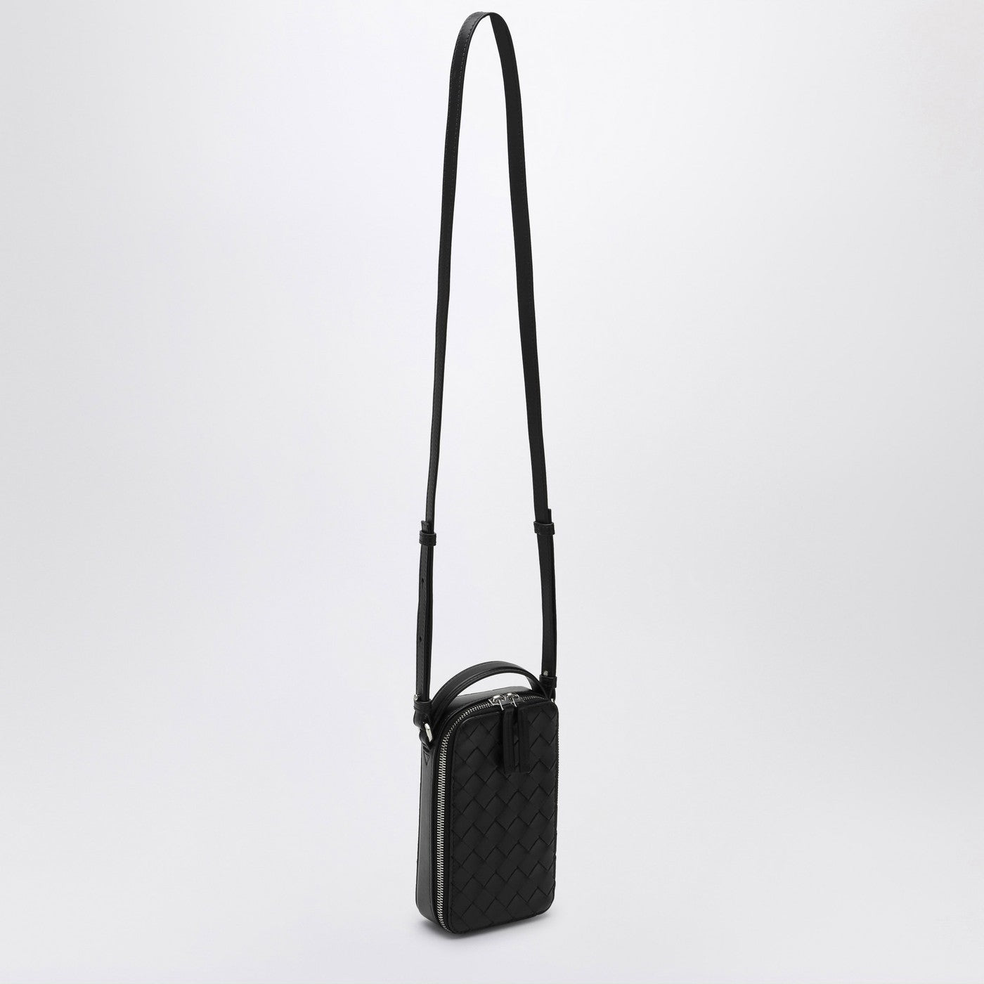 Bottega Veneta Men Getaway Smartphone Case In Black Intrecciato