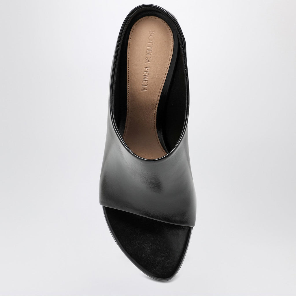 Bottega Veneta Women Black Leather Rana Mule