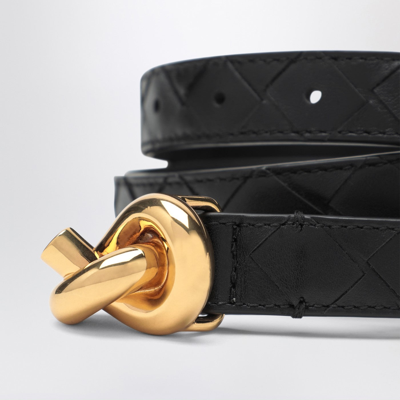 Bottega Veneta Women Black Knot Belt In Intrecciato