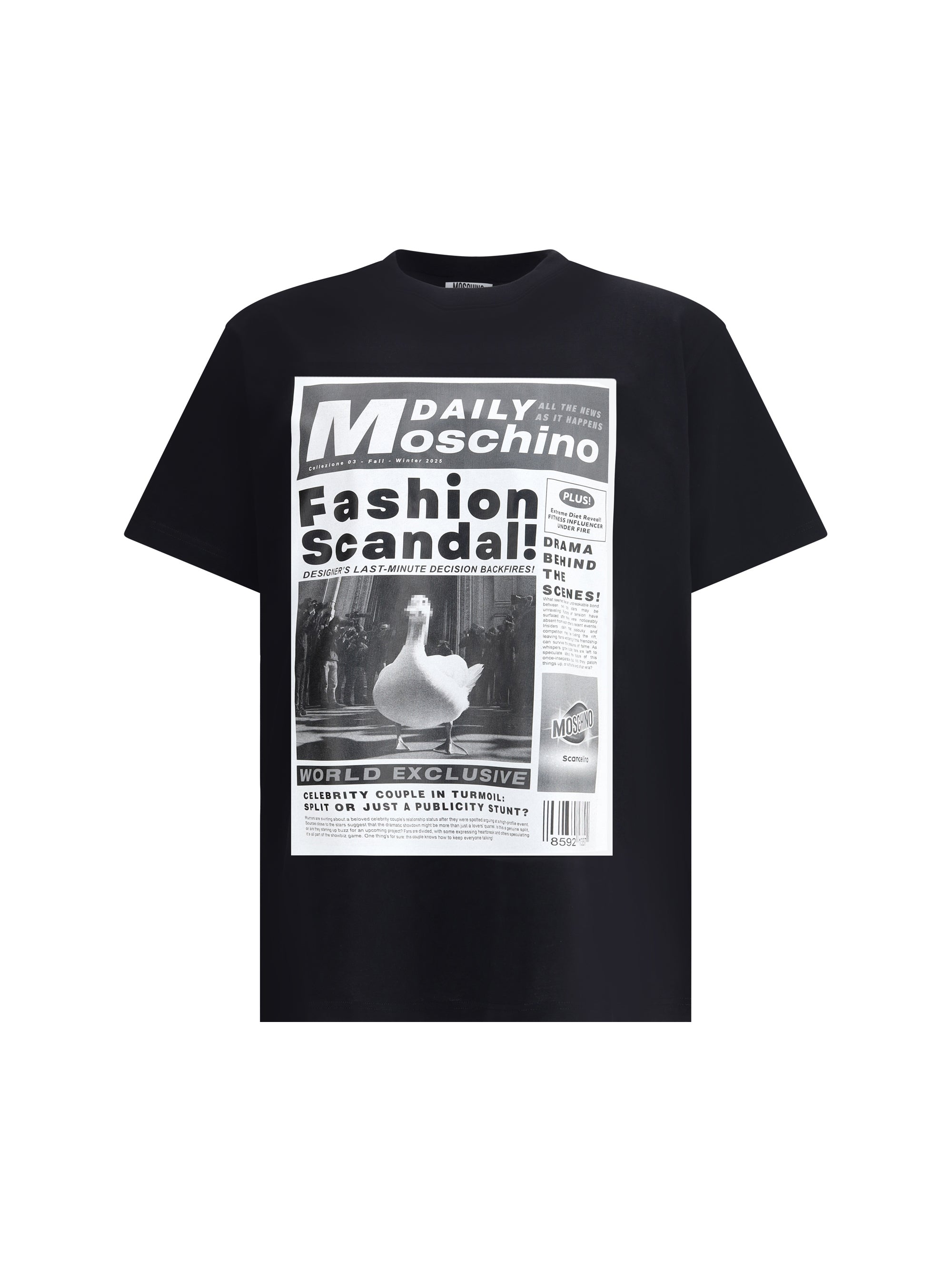 Moschino Men T-Shirt Whit Maxi Print