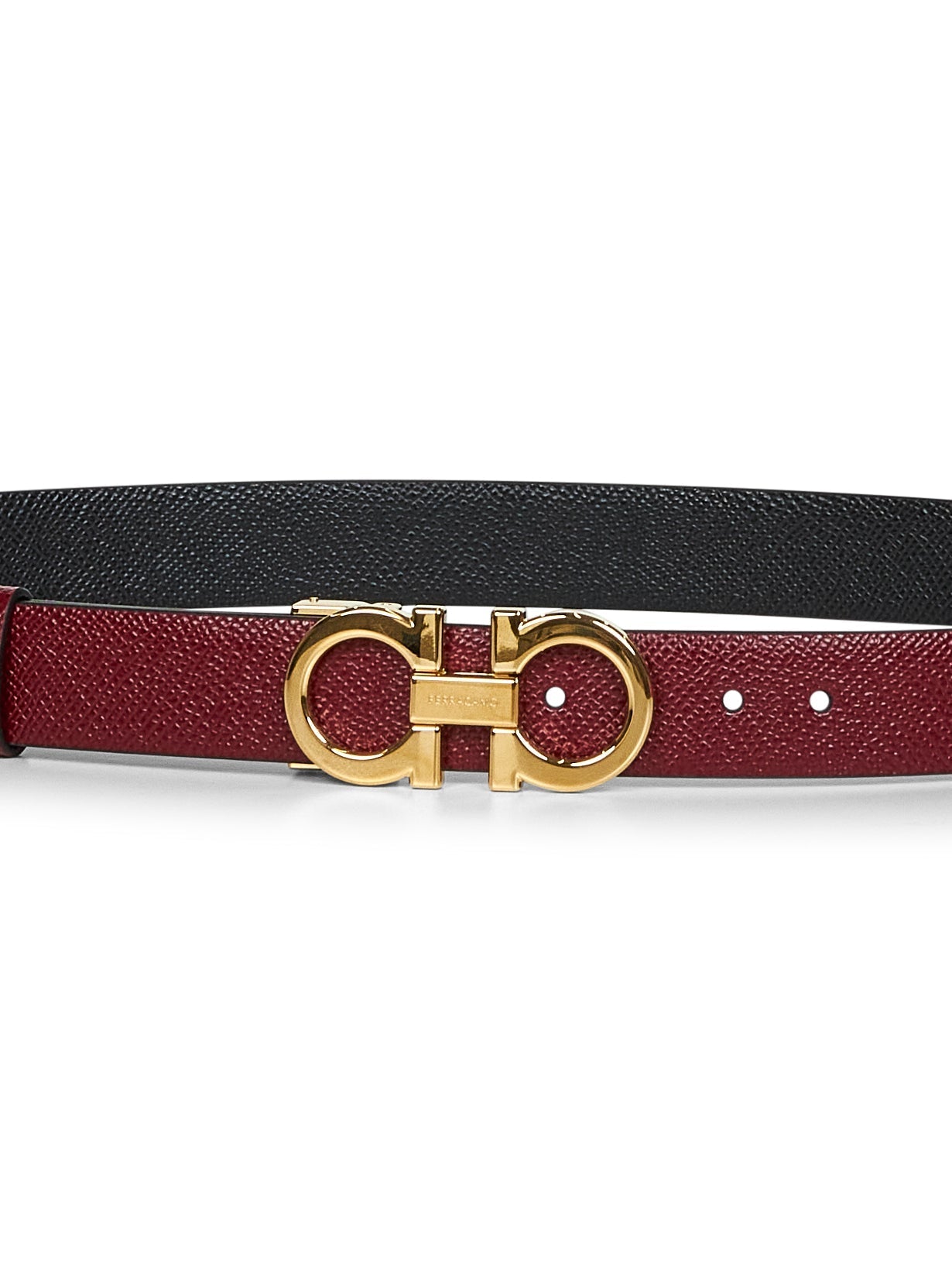 Cinto reversível Ferragamo Gancini em couro bordô para mulheres.