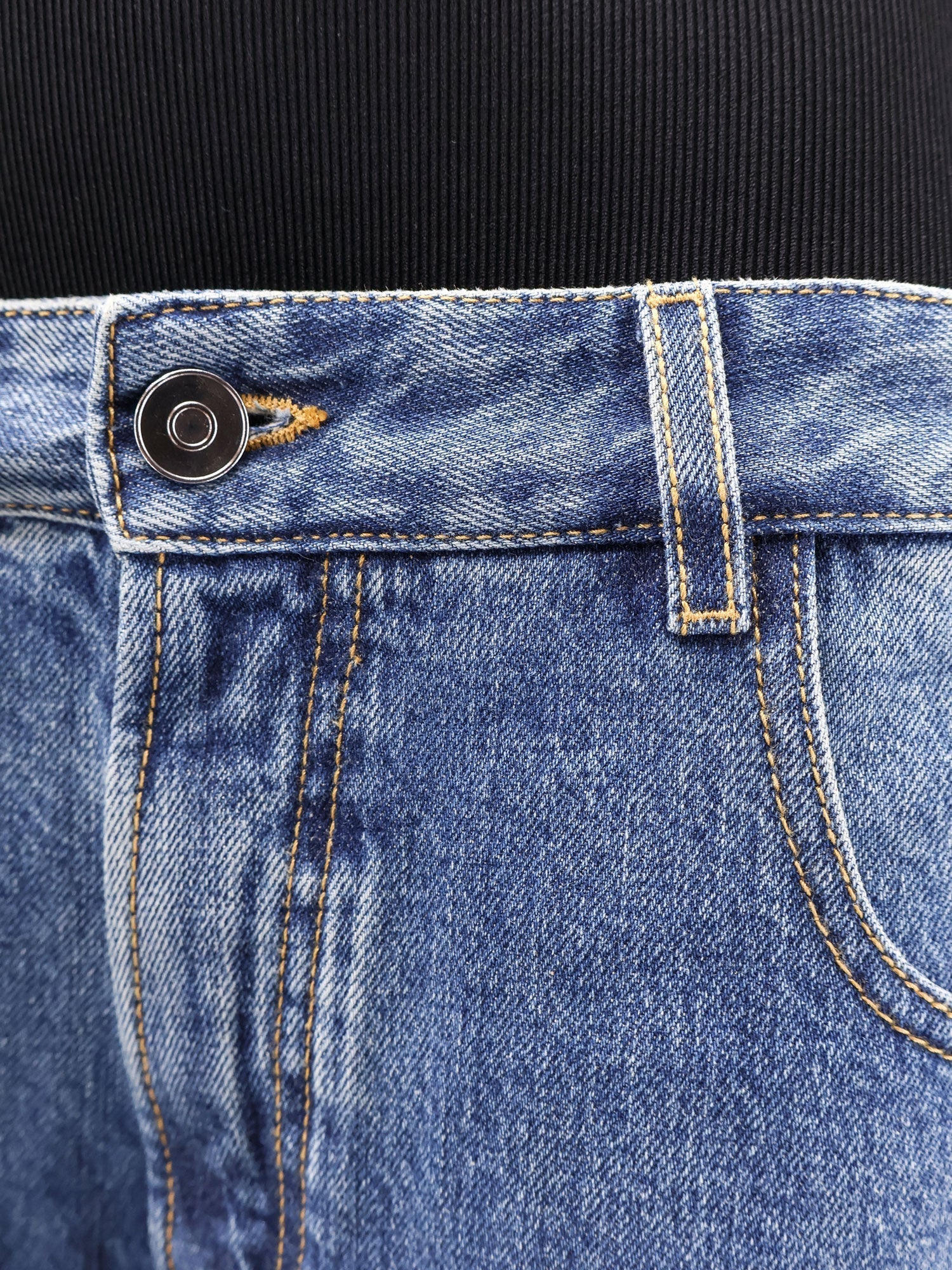 Alaia Women Denim Bermuda Shorts With Ribbed Band - EZE Fashion®