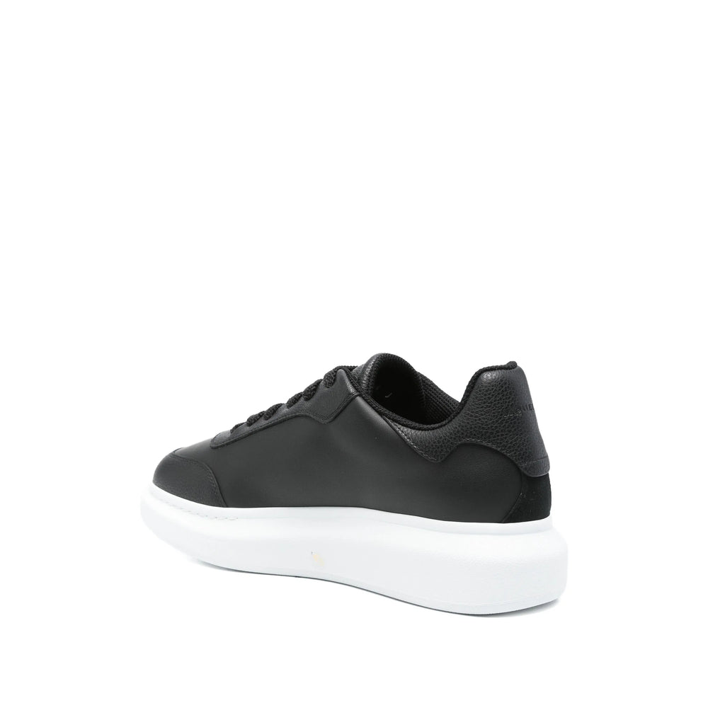 Alexander Mcqueen Black Trainers - Low - Tops Men - EZE Fashion®