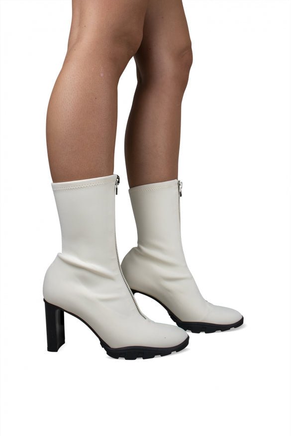 Alexander Mcqueen Women Scuba Boots - EZE Fashion®