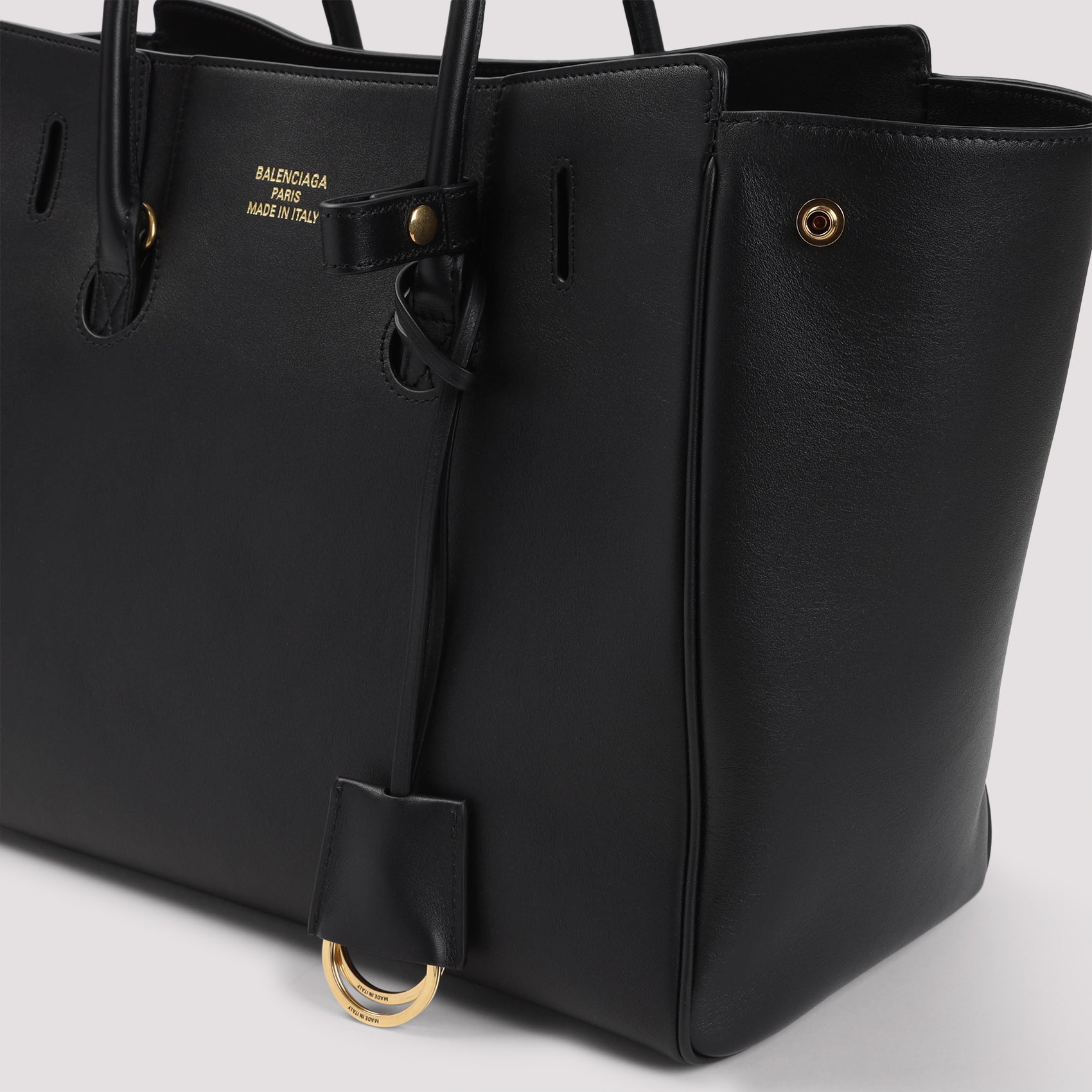 Balenciaga Hampton Bag Women - EZE Fashion®