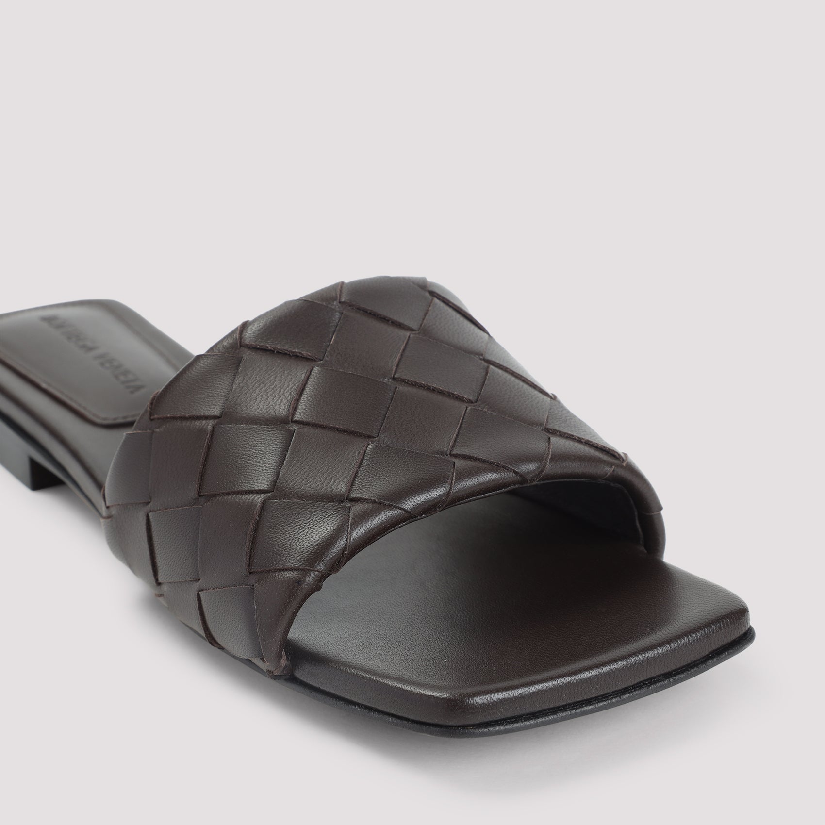 Bottega Veneta Flat Sandals Women - EZE Fashion®
