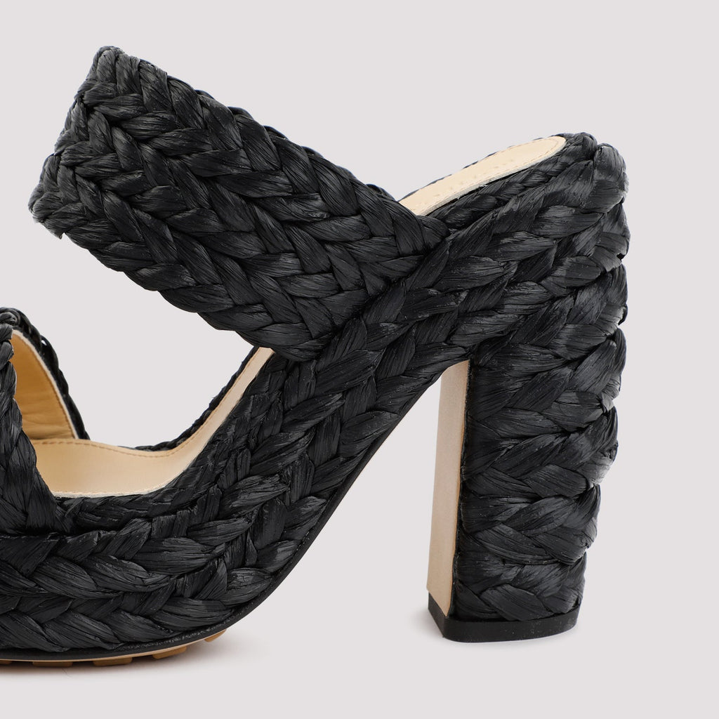 Bottega Veneta Raffia Sandals Women - EZE Fashion®
