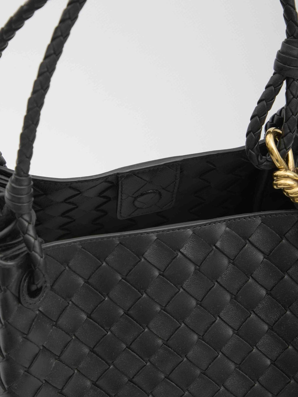 Bottega Veneta Women Parachute Bag Medium - EZE Fashion®