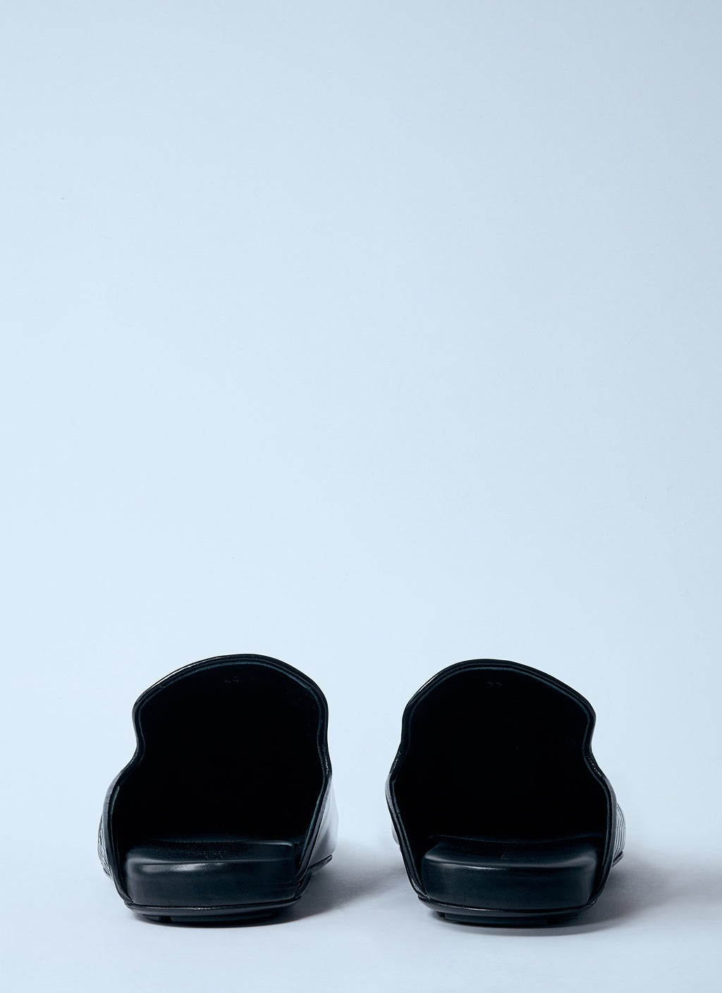 Bottega Veneta Men Roma Leather Mules