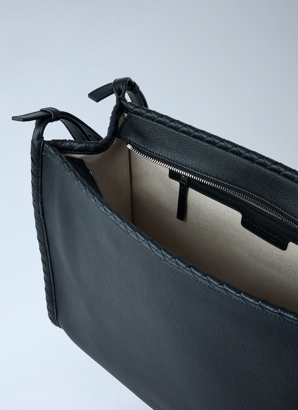 Bottega Veneta Men Corriere Crossbody Bag