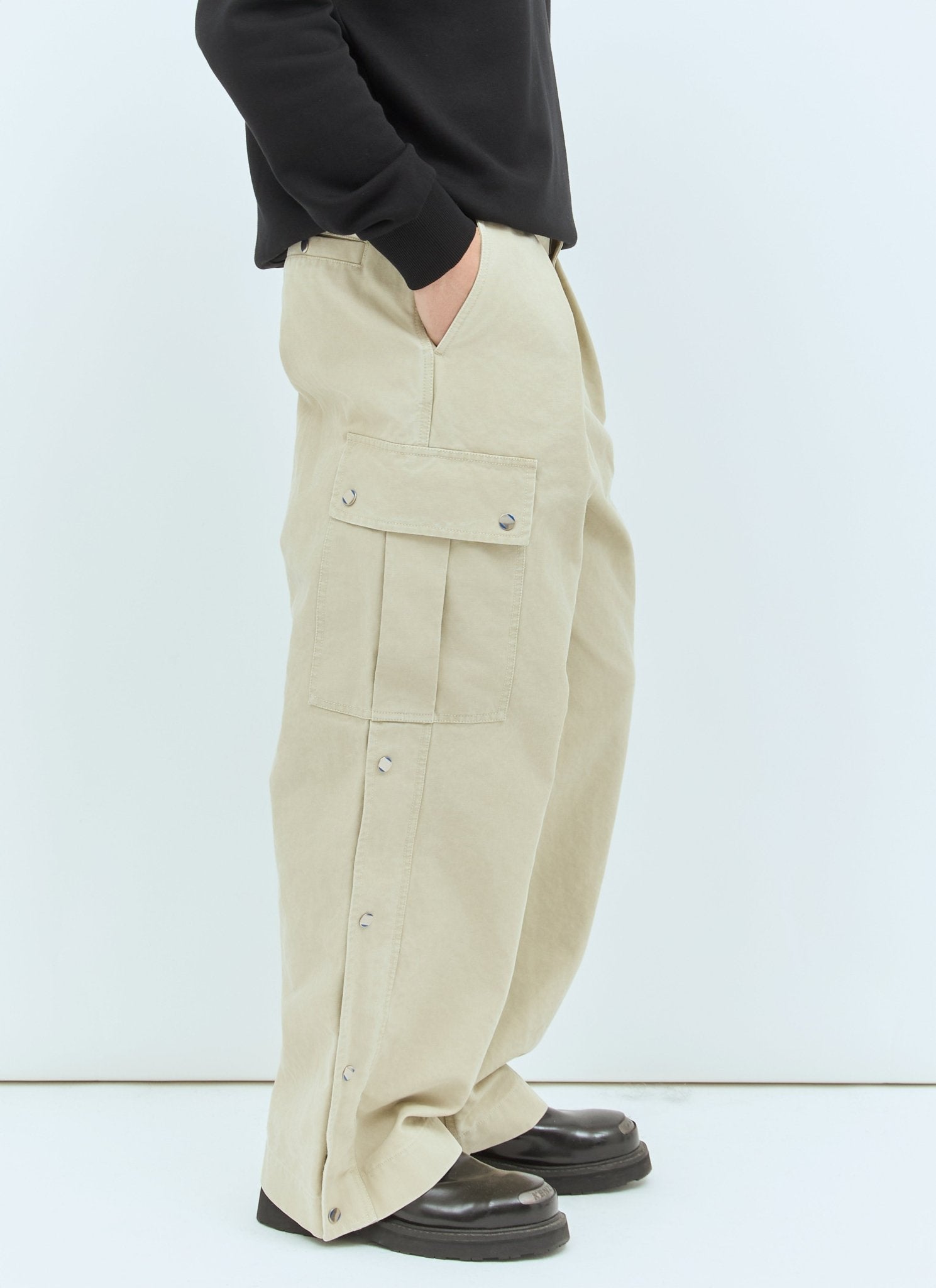 Burberry Men Cotton Cargo Pants - EZE Fashion®