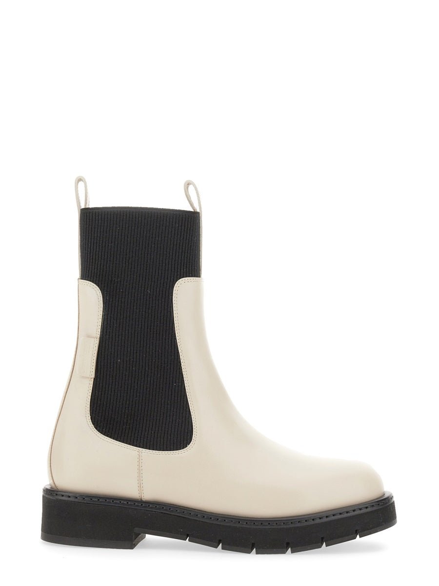 Ferragamo Women Chelsea Boot - EZE Fashion®