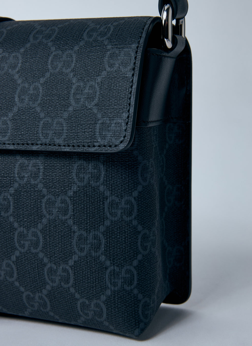 Gucci Men Mini Crossbody Gg Bag