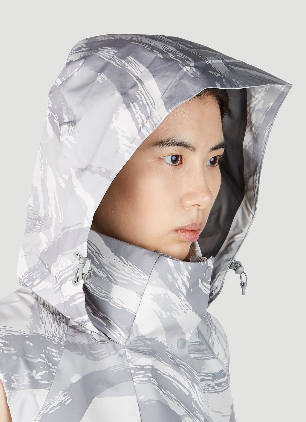 4 Moncler Hyke Women Vanilis Gilet Jacket