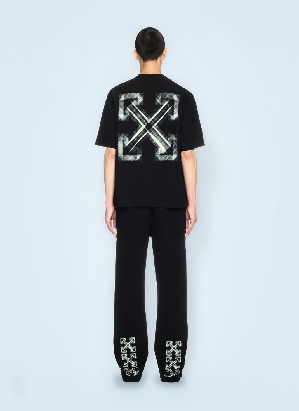 Off White Men Vibe Arrow T-Shirt
