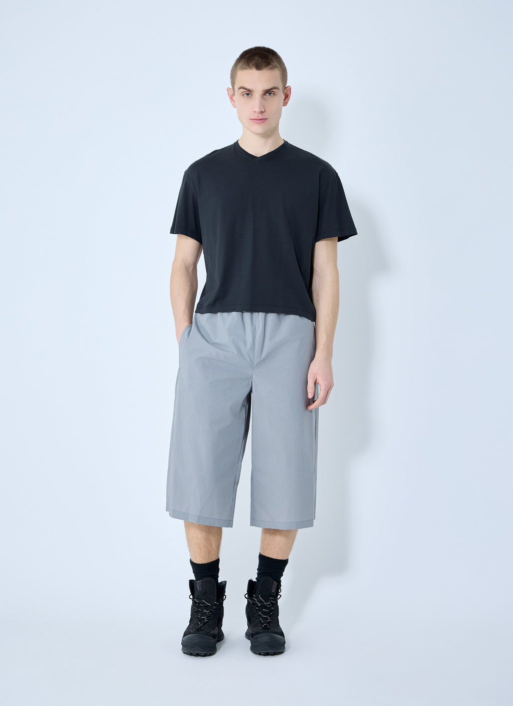 Rier Men V Neck T-Shirt